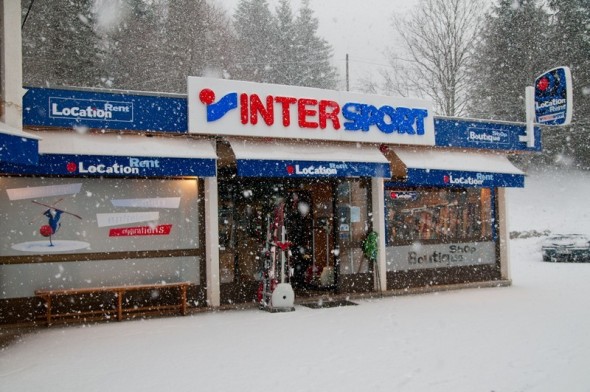 magasin-intersport-villard-de-lans-neige-montagne.jpg